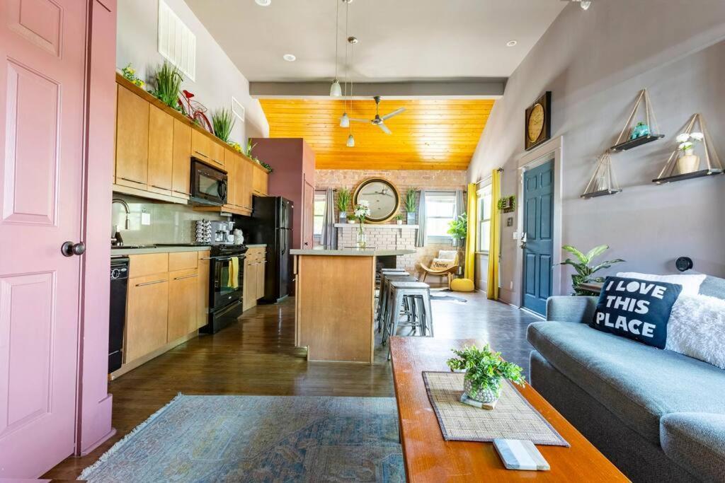 2Br Home W Parking Downtown Charm In Full Bloom! Tucson Buitenkant foto