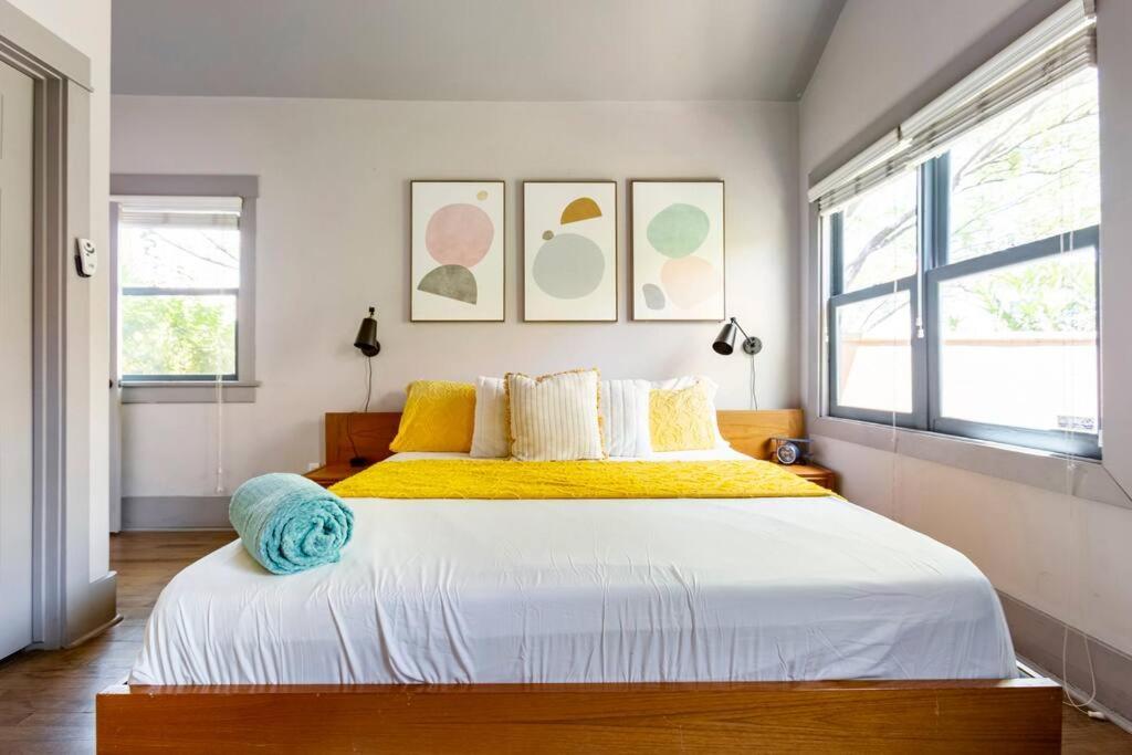 2Br Home W Parking Downtown Charm In Full Bloom! Tucson Buitenkant foto