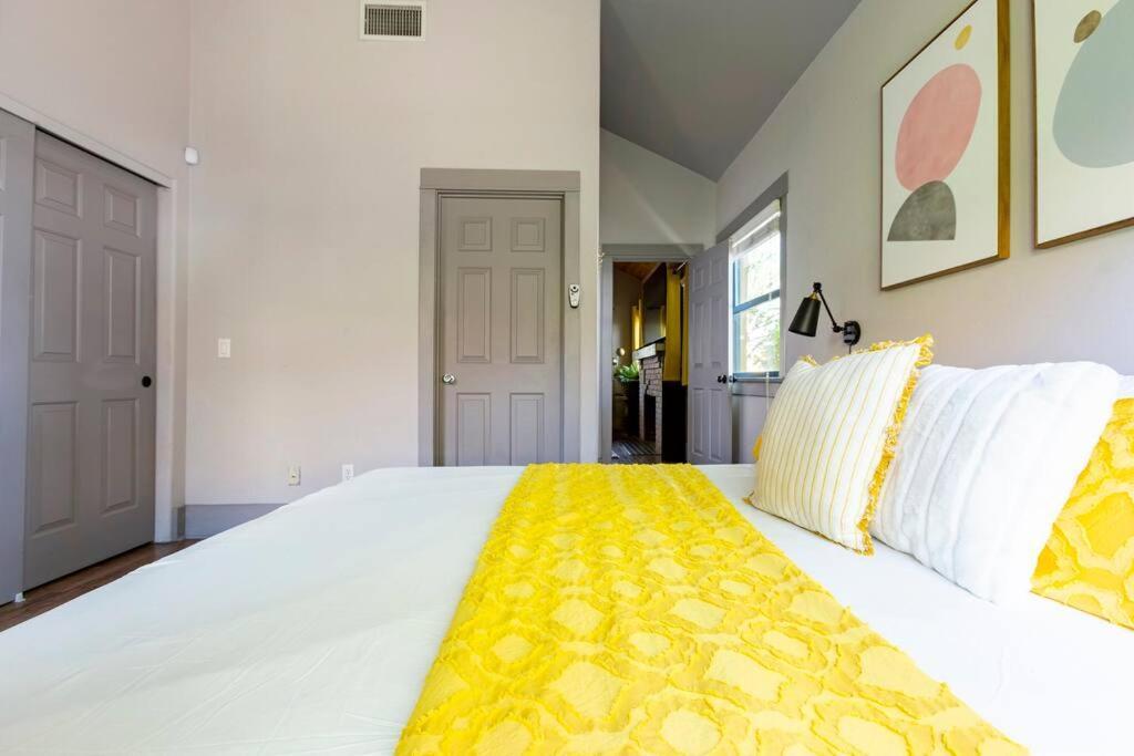 2Br Home W Parking Downtown Charm In Full Bloom! Tucson Buitenkant foto