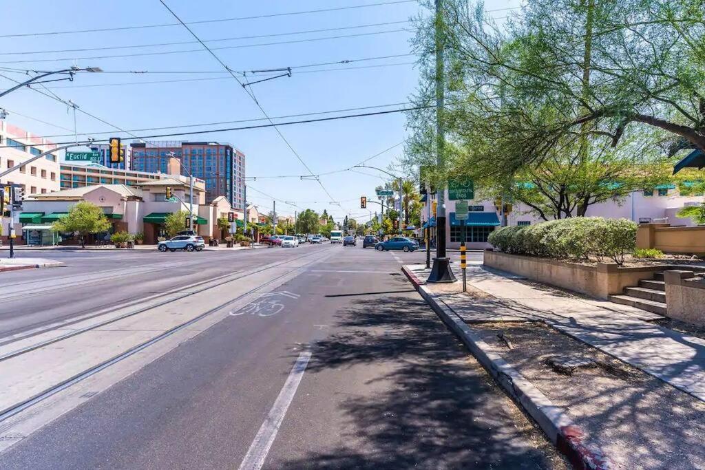 2Br Home W Parking Downtown Charm In Full Bloom! Tucson Buitenkant foto